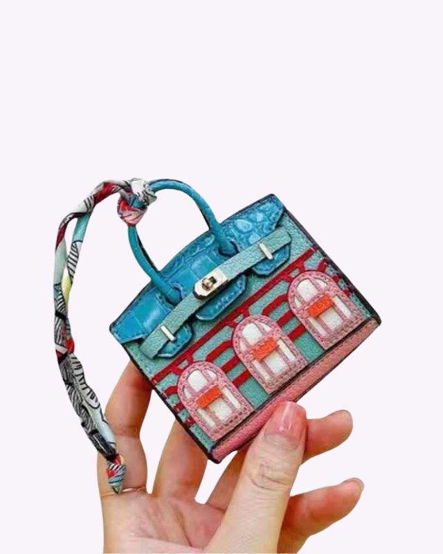 Vérité Charm